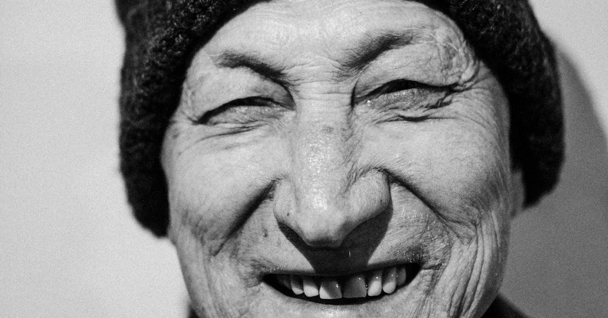 Человек адаптируется к жизненным переменам с мудростью опыта